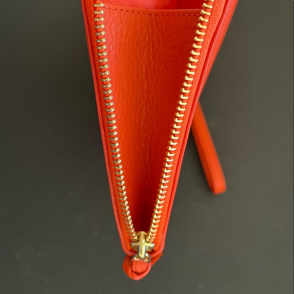 Genuine Leather Britten Large Zip Wristlet Purse Clutch Tory Burch Spiced Orange - Picture 6 of 7